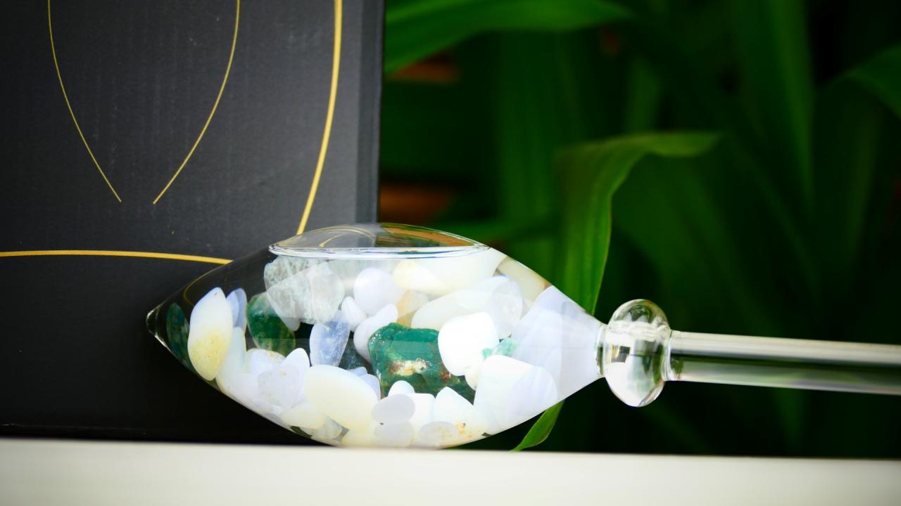 VitaJuwel Edelstein-Phiole "In Fluss kommen"